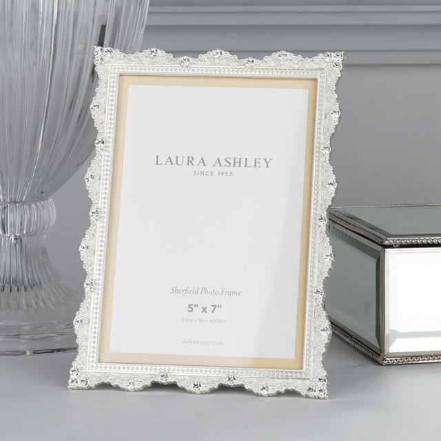 Laura Ashley ローラアシュレイ シルバープレート フローラル